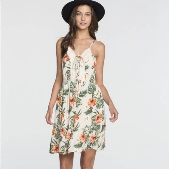 Miss Me Dresses & Skirts - MISS ME Floral  Crochet Tassel Tie Neck Strappy Back Dress In Cream Size…